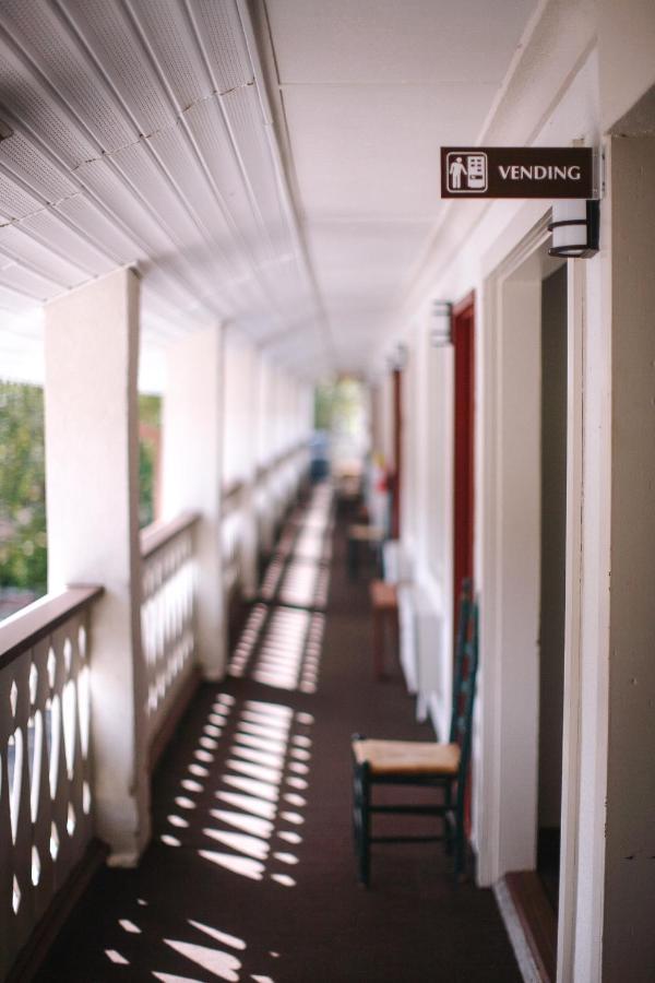 Riverbend Motel & Cabins Helen Eksteriør billede